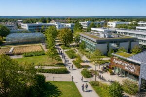 découvrez l'avis des étudiants et explorez les photos du campus agroparistech inrae à agro paris saclay, situé à palaiseau, un centre d'excellence en sciences agronomiques et environnementales.